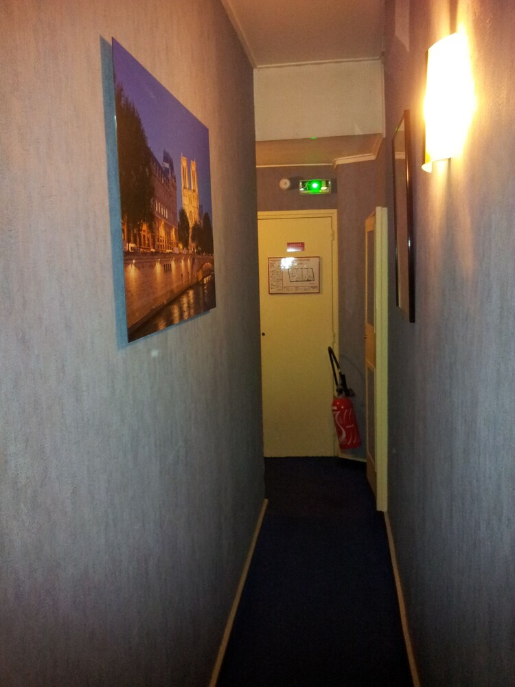 Vestibule