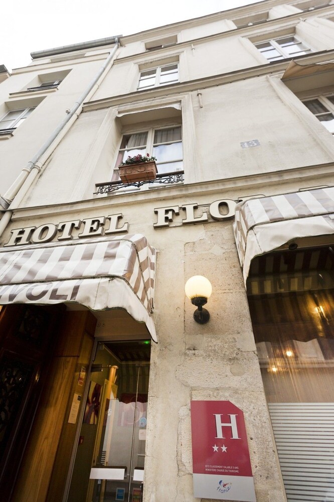 Façade de l'hôtel