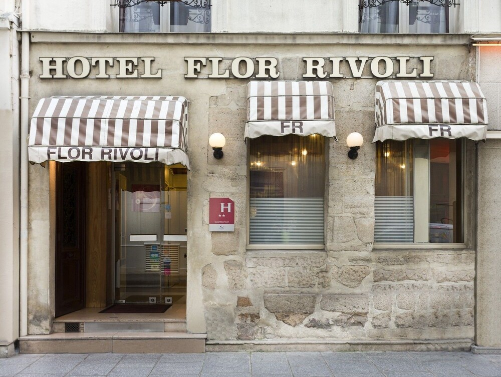 Façade de l'hôtel