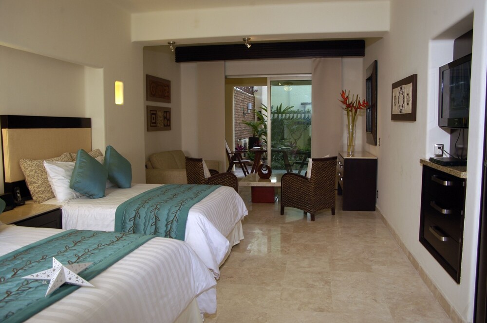Junior Suite - Guestroom