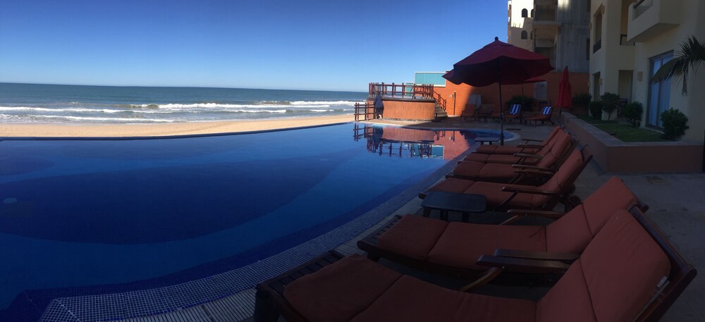 Piscina infinita