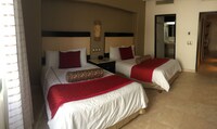 Standard master suite