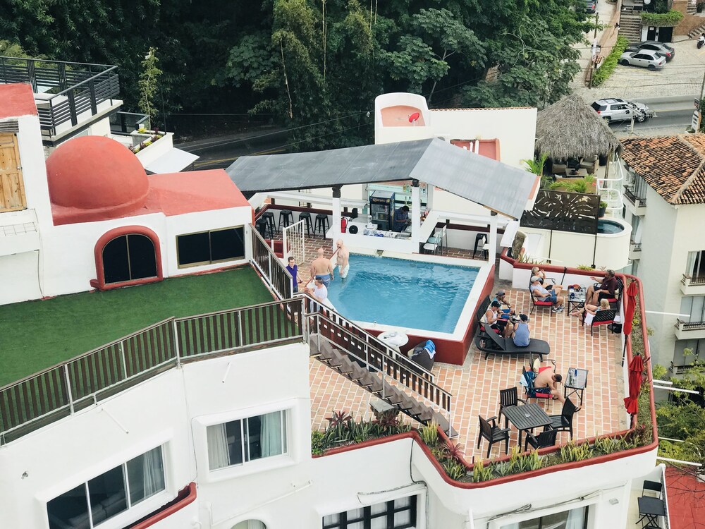 Poolside Bar
