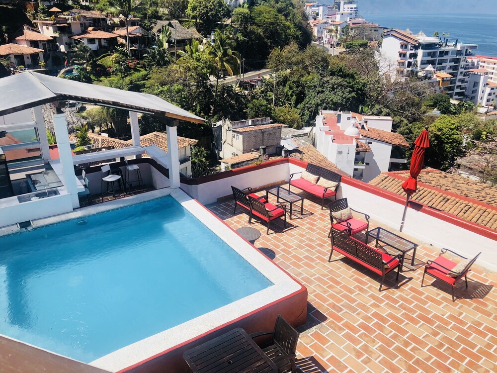 Rooftop Pool