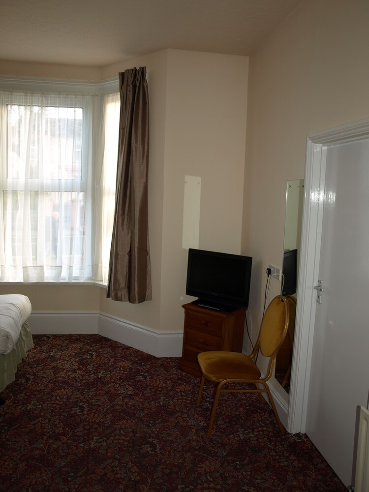 Guestroom