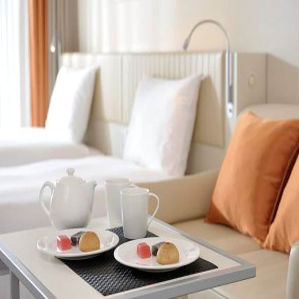 Standard Studio, 2 Single Beds - Guestroom