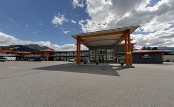 Hotel Front
