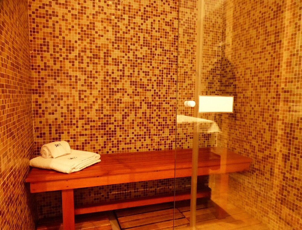 Steam Room