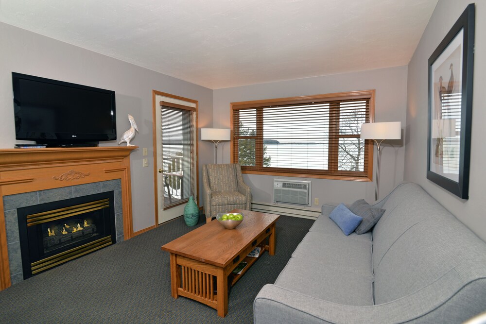 Premium Room, 1 Bedroom - Living Area