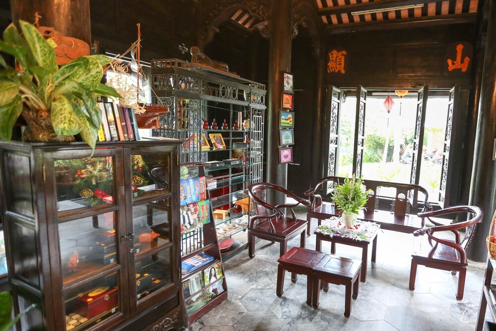 Gift Shop