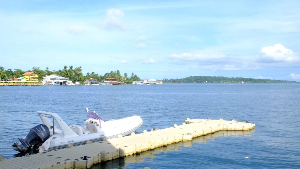 Dock