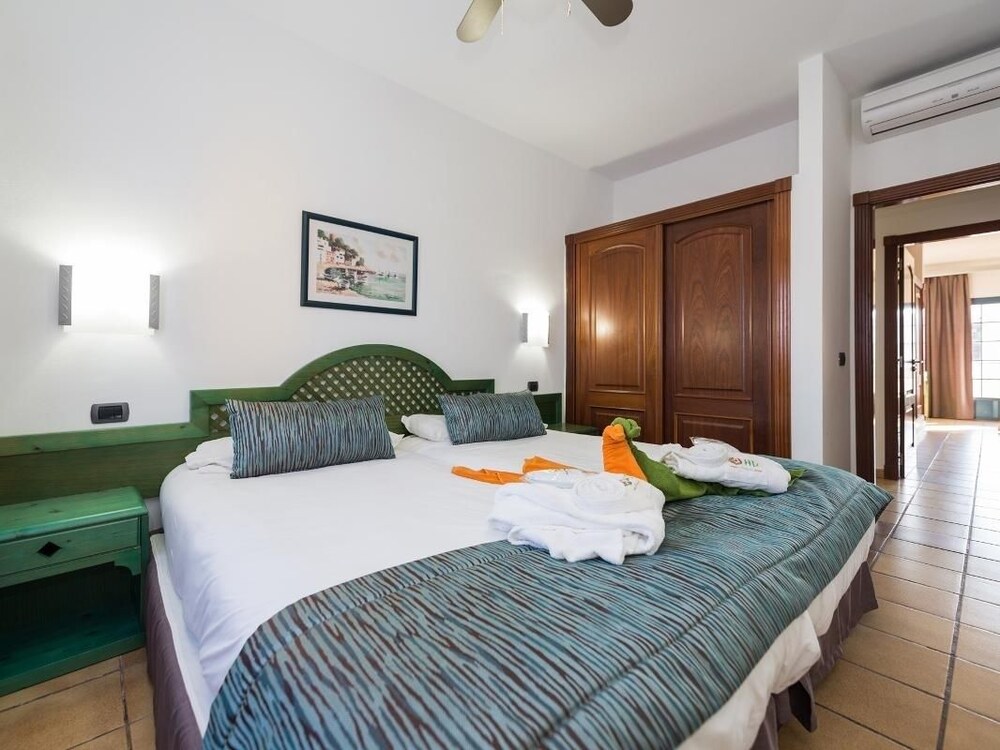 Standard Apartment, 2 Bedrooms - Guestroom
