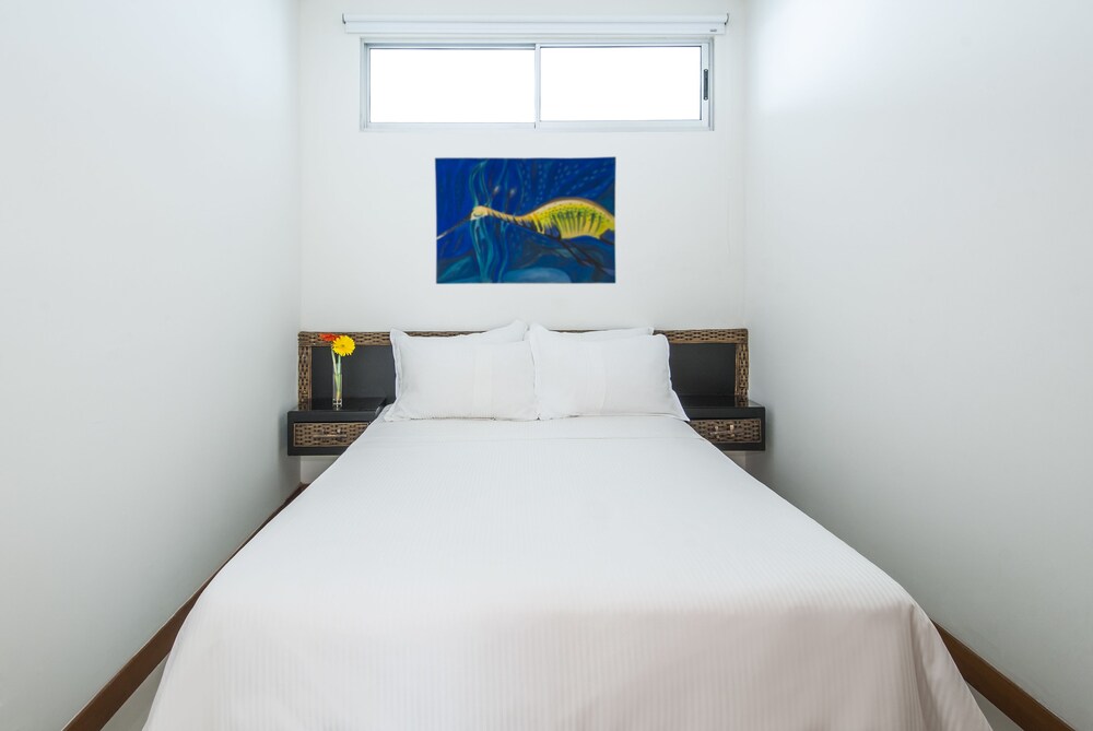 Apartment (Two Bedroom) - Guestroom