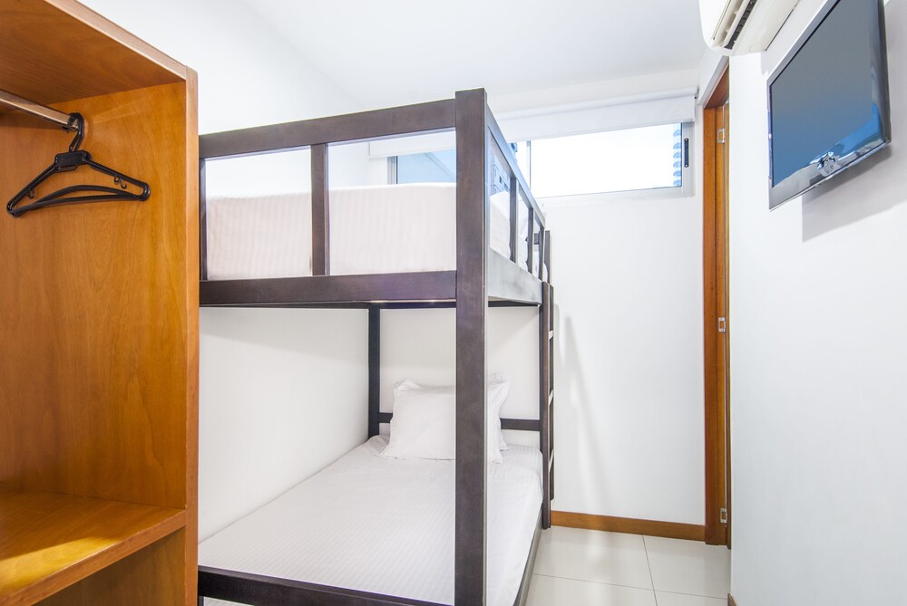 Apartment (Three Bedroom) - Guestroom