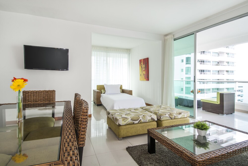 Deluxe Apartment - Living Room