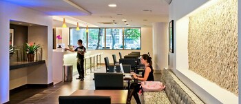 Hotel Lounge
