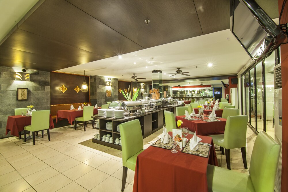 Food Court