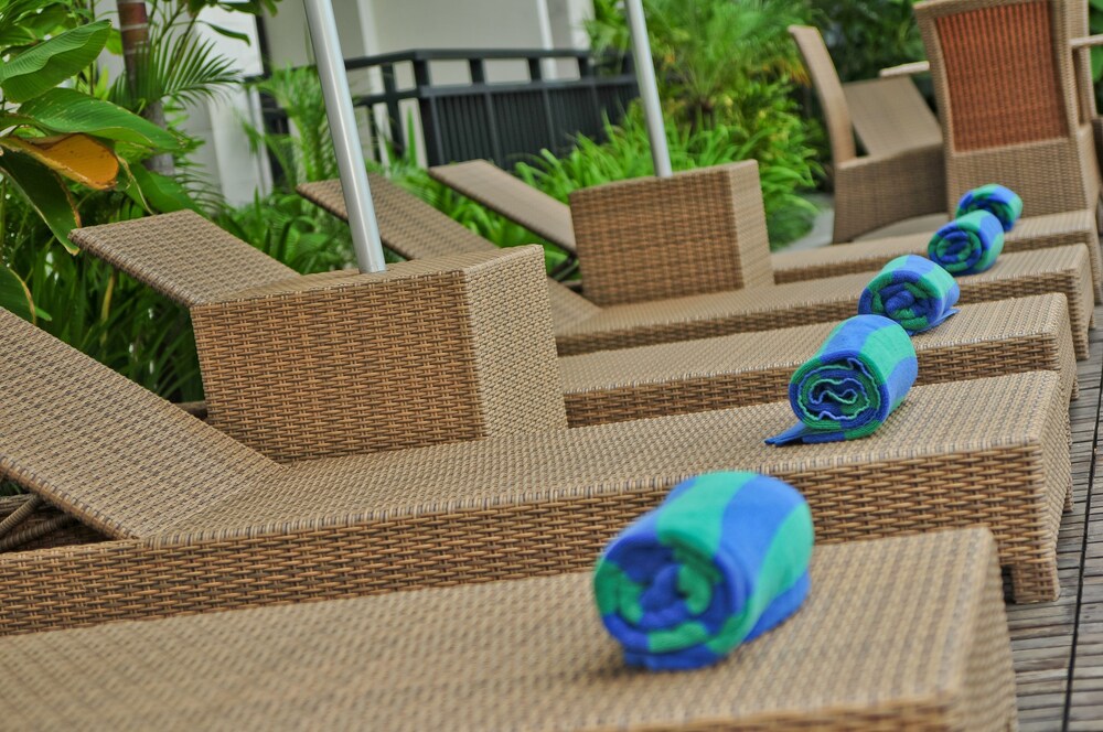 Sundeck