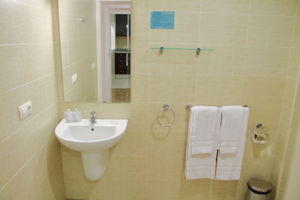 Apartment, 1 Bedroom - Bathroom