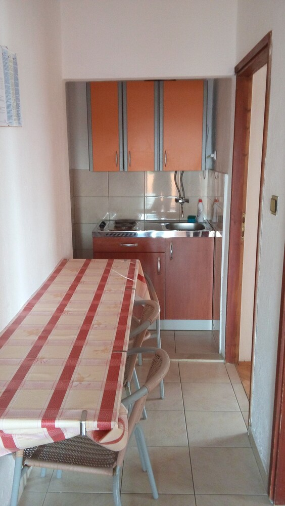 Apartment, 2 Bedrooms - In-Room Kitchenette