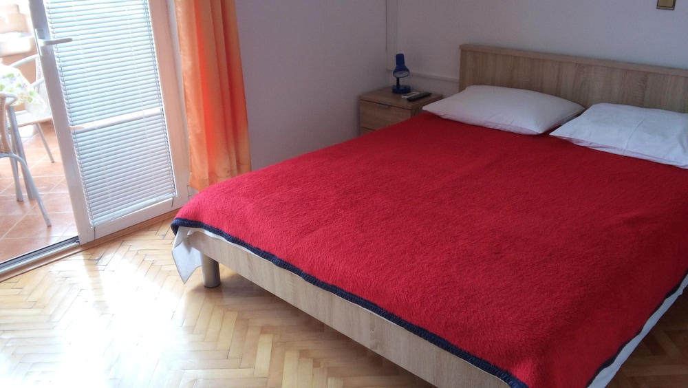 Double Room - Guestroom
