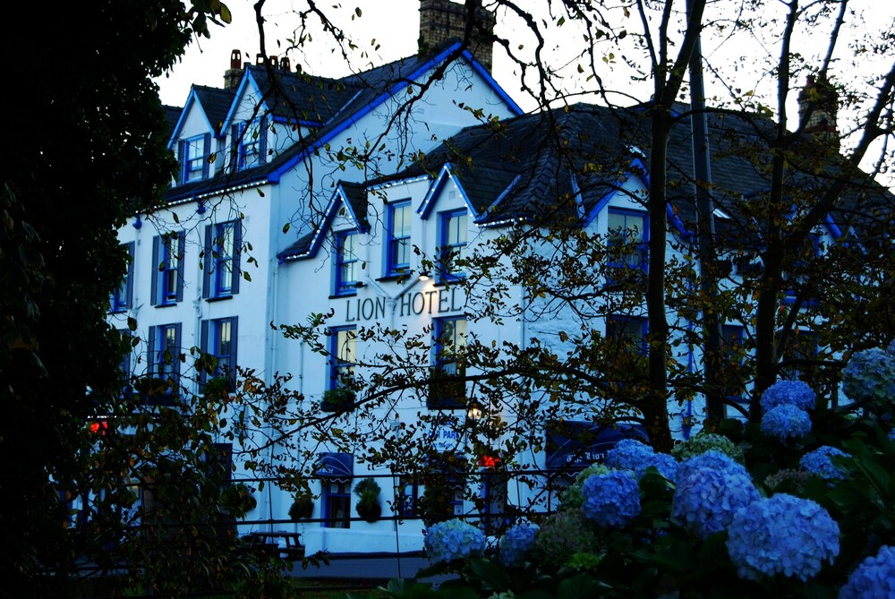 Hotel Front