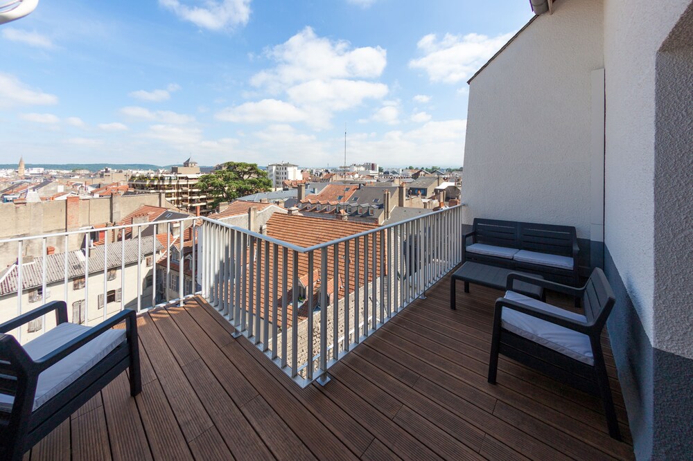 Balcony View