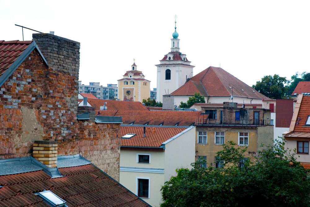 Courtyard View
