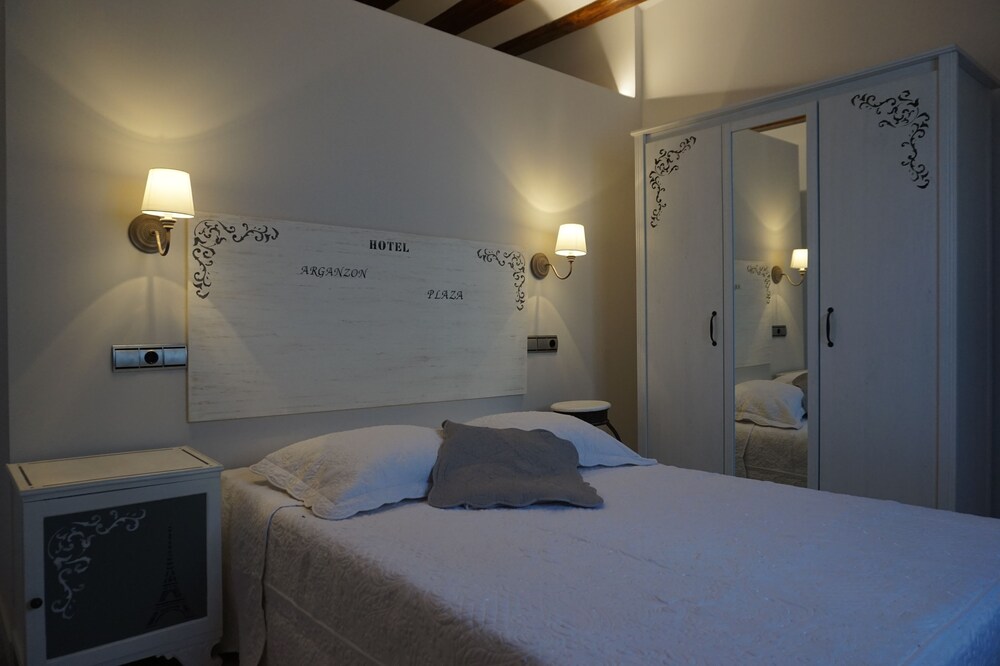 Comfort Apartment, 2 Bedrooms - Guestroom