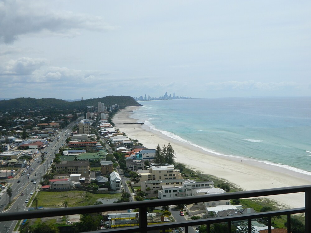 Apartment, 3 Bedrooms - Balcony View