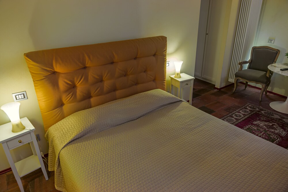 Exclusive Triple Room - Guestroom