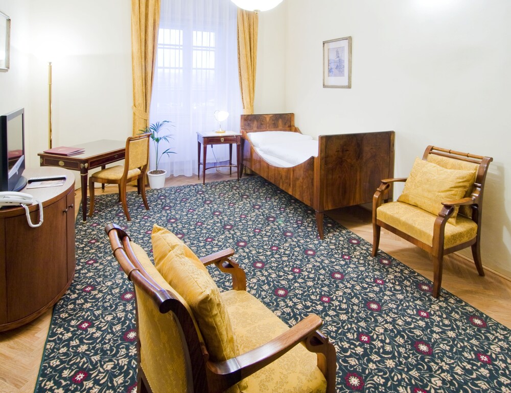 Guestroom