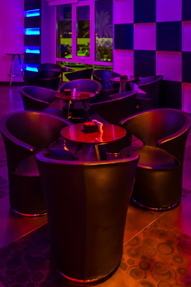 Hotel Bar