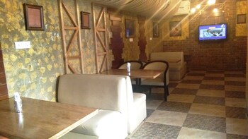 Coffee Shop