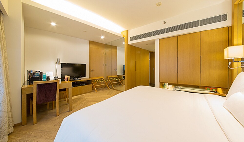 Studio Executive - Guestroom