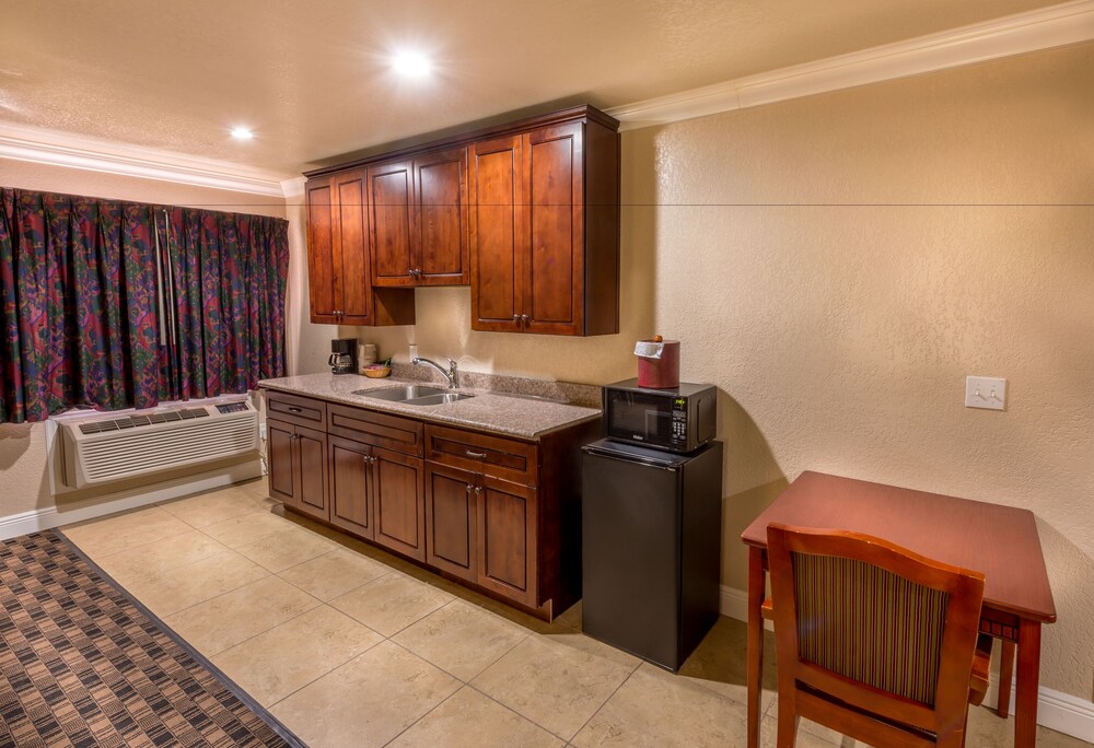 In-Room Kitchenette