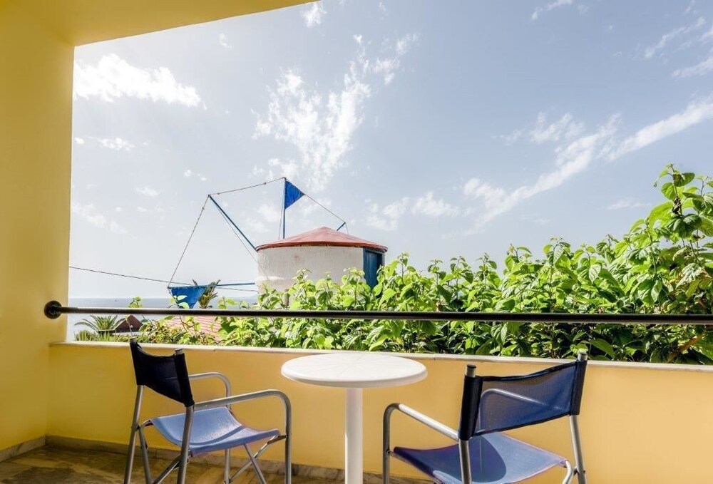 Studio - Balcony