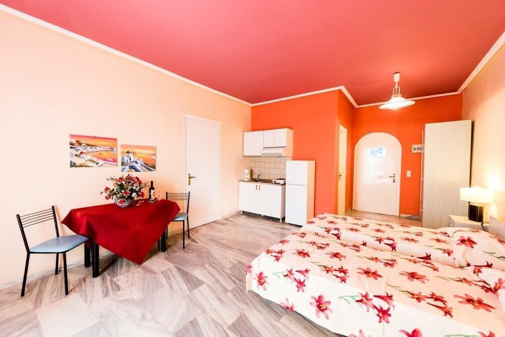 Studio - Guestroom