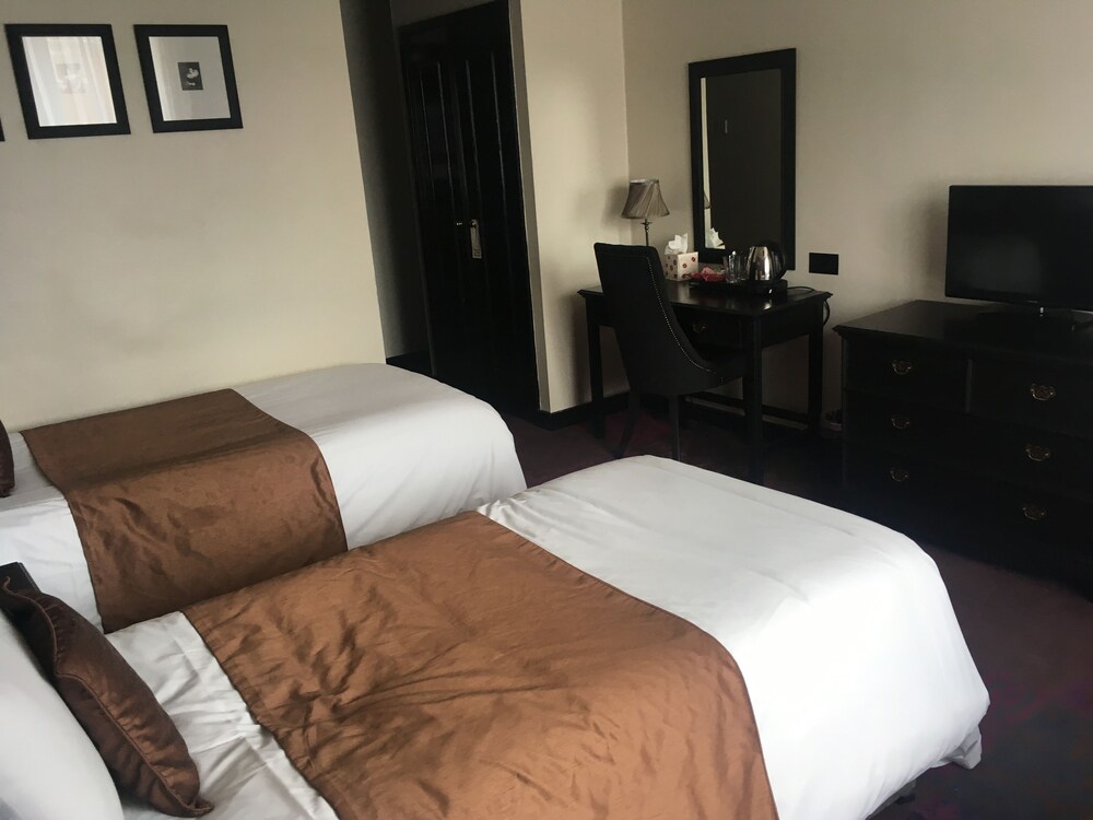Guestroom