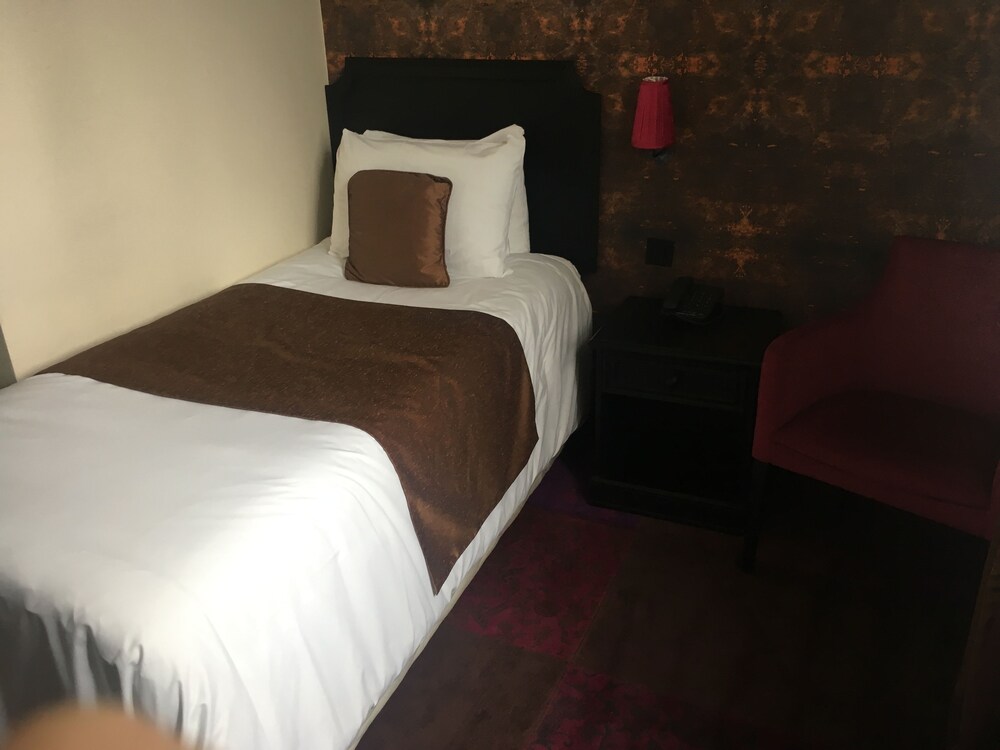 Guestroom