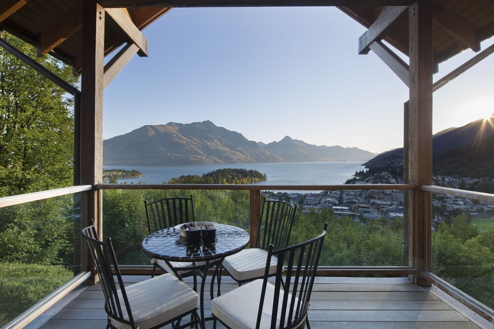 Lake View