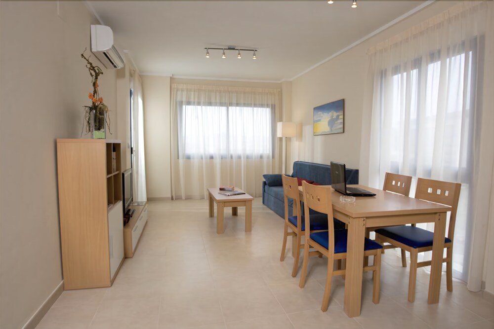 Apartment, 1 Bedroom (3 PAX) - Living Room