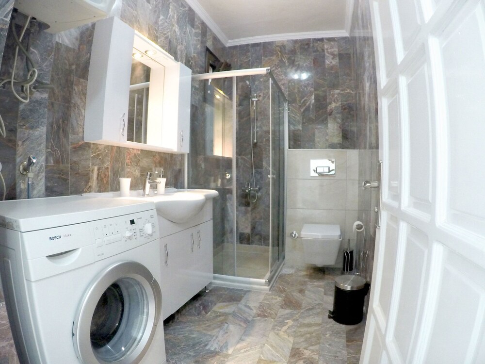 Villa, 2 Bedrooms - Guestroom