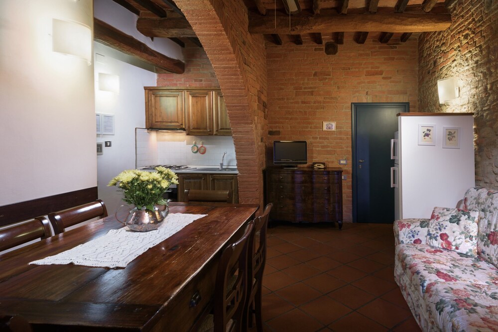 Standard Apartment, 2 Bedrooms - Living Area