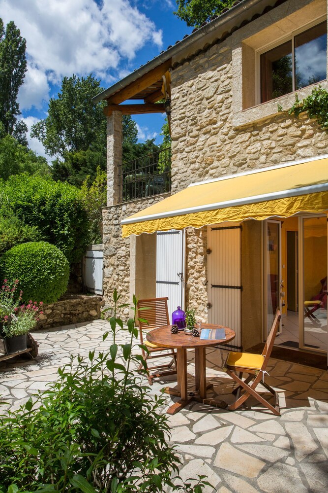 Terrasse/Patio (Suite Confort, 1 chambre, coin cuisine, vue jardin)