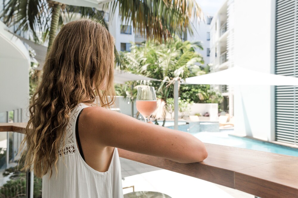 Poolside Bar