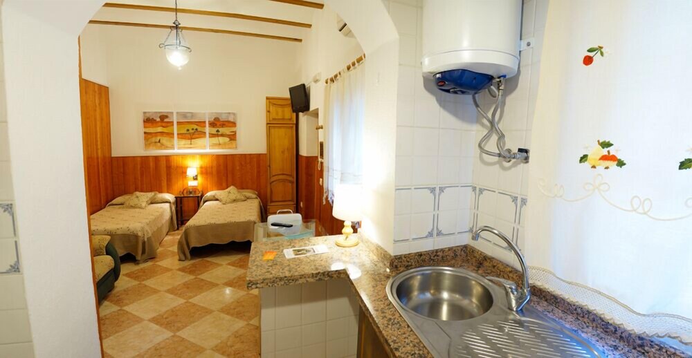 Studio (2-3 people) - In-Room Kitchenette