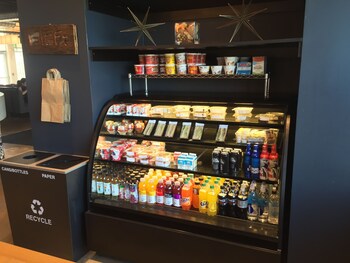 Snack Bar