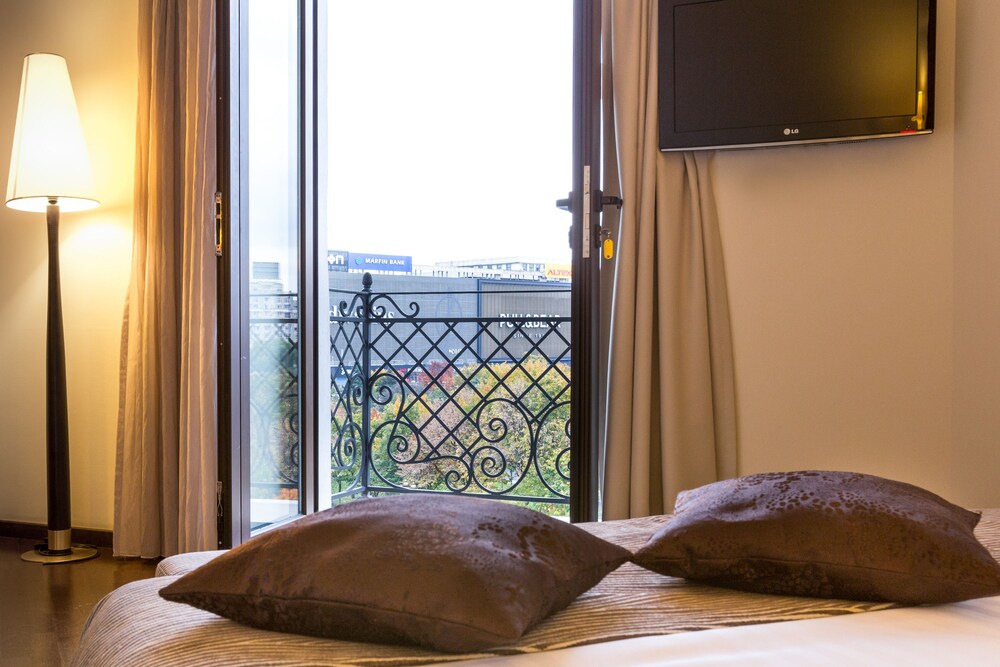 Guestroom