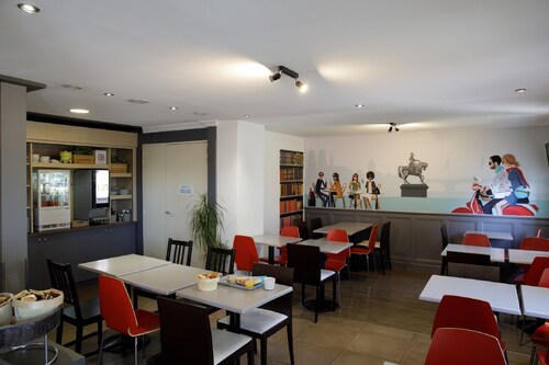 KYRIAD DIRECT Orleans - La Chapelle St Mesmin
